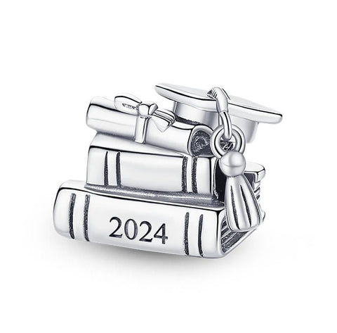 2024 Graduation Charm Fits European Style Bracelets, 2024 Graduation Gift, 2024 Graduation Jewelry, 2024 Graduation Keepsake, Bracelet Charm